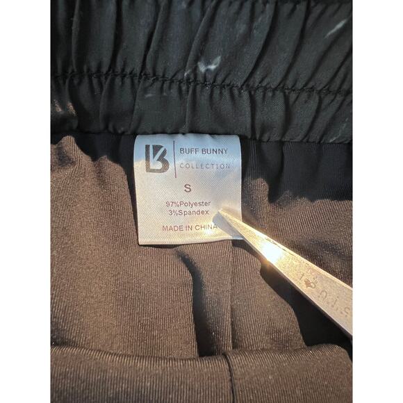 Buff Bunny Shorts Mila Black Onyx Marble Athletic Workout Running Sporty Active - Picture 5 of 5